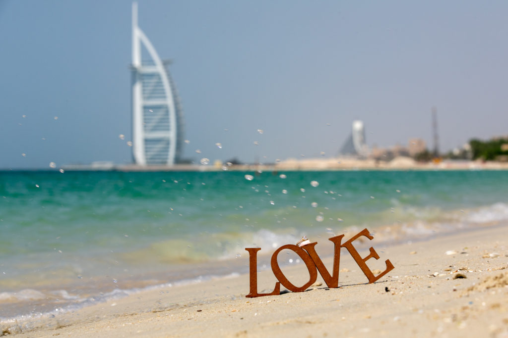 Dubai Wedding photographer - wedding video - Burj Al Arab - Dubai wedding - diamondring - Dubai beach